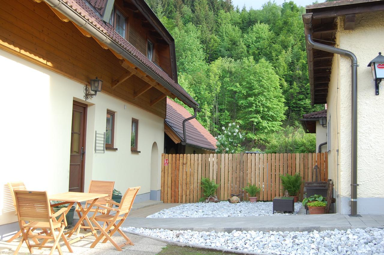 Gasthof Martinihof Latschach ober dem Faakersee Exterior photo